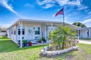 35148 Ada Ave, Zephyrhills, FL 33541 - Photo 6