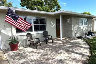 2287 Carolyn Dr, Dunedin, FL 34698 - Photo 2