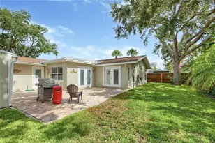 2287 Carolyn Dr, Dunedin, FL 34698 - Photo 32