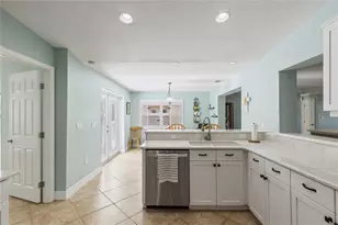 2287 Carolyn Dr, Dunedin, FL 34698 - Photo 10