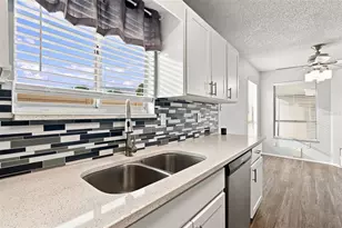 7123 Silvermill Dr, Tampa, FL 33635 - Photo 24