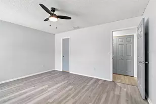 7123 Silvermill Dr, Tampa, FL 33635 - Photo 36