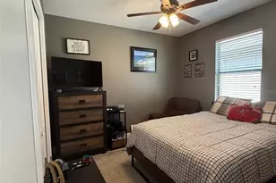 131 Elina Sky Dr, Seffner, FL 33584 - Photo 8