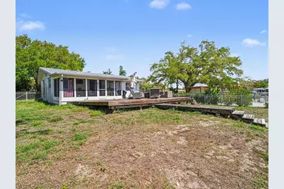 704 69th Avenue W, Bradenton, FL 34207 - Photo 24