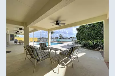 7711 Bayshore Drive, Treasure Island, FL 33706 - Photo 38