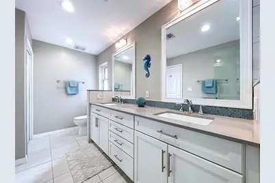 7711 Bayshore Drive, Treasure Island, FL 33706 - Photo 28