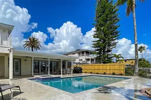 7711 Bayshore Dr, Treasure Island, FL 33706 - Photo 38