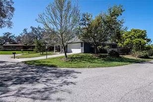 2334 Burnley Ct, Dunedin, FL 34698 - Photo 2