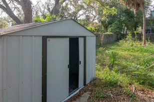2826 W Shelton Ave, Tampa, FL 33611 - Photo 40