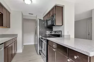 2826 W Shelton Ave, Tampa, FL 33611 - Photo 20