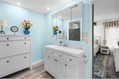 36701 Grace Avenue, Zephyrhills, FL 33542 - Photo 22