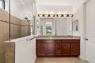 1214 Florablu Dr, Seffner, FL 33584 - Photo 16