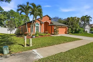 1240 Bluffs Cir, Dunedin, FL 34698 - Photo 26