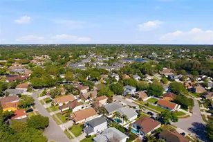 1240 Bluffs Cir, Dunedin, FL 34698 - Photo 28