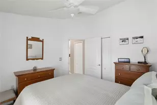 1240 Bluffs Cir, Dunedin, FL 34698 - Photo 14