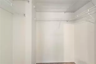 10462 Blackmore Dr, Tampa, FL 33647 - Photo 16