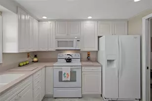 1230 Gulf Blvd, Clearwater Beach, FL 33767 - Photo 18