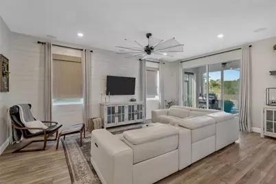 315 Blackrock Lane, Apollo Beach, FL 33572 - Photo 16