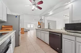 2007 Golf View Dr, Dunedin, FL 34698 - Photo 8