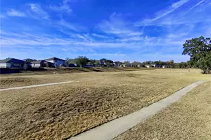 6803 Branham Mill Ct, Zephyrhills, FL 33542 - Photo 26
