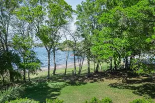 2210 Utopian Dr E, Clearwater, FL 33763 - Photo 28