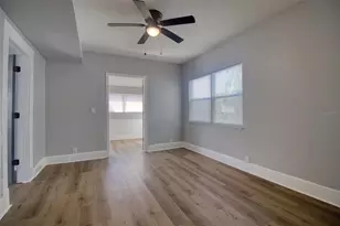 675 16th Ave S, Saint Petersburg, FL 33701 - Photo 10