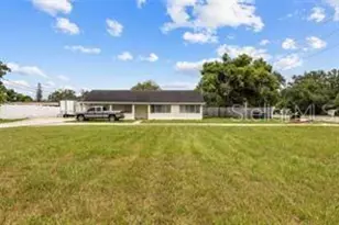 2196 Bell Cheer Dr, Clearwater, FL 33764 - Photo 2