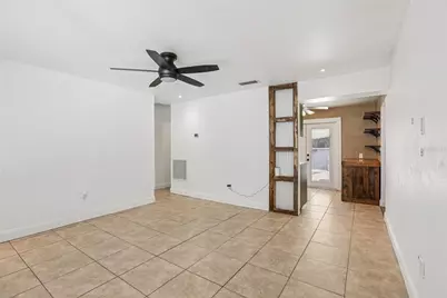 7017 Meadowlawn Drive N, Saint Petersburg, FL 33712 - Photo 4