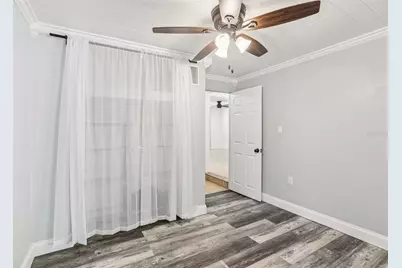 7017 Meadowlawn Drive N, Saint Petersburg, FL 33712 - Photo 16
