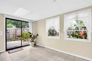 1097 Kenwood Dr, Dunedin, FL 34698 - Photo 10