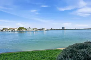 868 Bayway Blvd, Clearwater Beach, FL 33767 - Photo 22