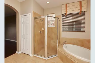 13714 Artesa Bell Drive, Riverview, FL 33579 - Photo 6