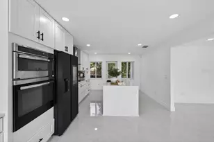 17607 Rockledge Ave, Spring Hill, FL 34610 - Photo 10