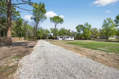 17607 Rockledge Avenue, Spring Hill, FL 34610 - Photo 34