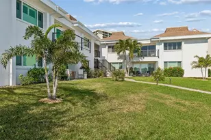 311 Island Way, Clearwater Beach, FL 33767 - Photo 46