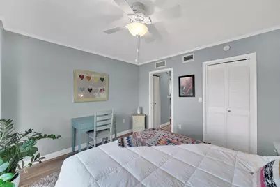 4900 Brittany Drive S #301, Saint Petersburg, FL 33715 - Photo 18