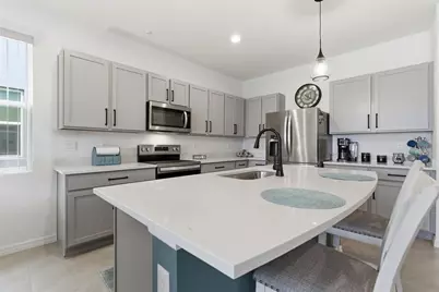 475 Mangrove Shade Circle, Apollo Beach, FL 33572 - Photo 4