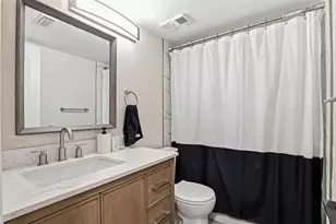 2424 W Tampa Bay Blvd, Tampa, FL 33607 - Photo 22