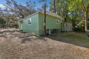 823 Elkan Dr, Tarpon Springs, FL 34689 - Photo 20