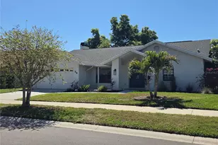 26 Ridgecroft Ln, Safety Harbor, FL 34695 - Photo 2