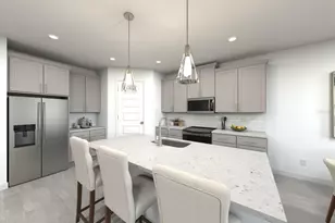 9009 Venetia Ct, Palmetto, FL 34221 - Photo 2