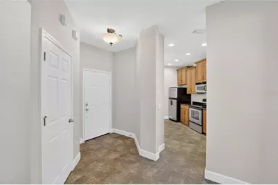 210 Shell Falls Drive, Apollo Beach, FL 33572 - Photo 16