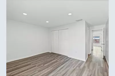 9940 7th Way N #204, Saint Petersburg, FL 33702 - Photo 24