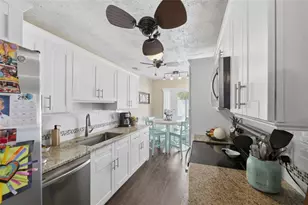 2074 Sunset Point Rd, Clearwater, FL 33765 - Photo 10