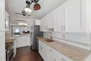 2074 Sunset Point Rd, Clearwater, FL 33765 - Photo 12