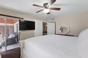 2074 Sunset Point Rd, Clearwater, FL 33765 - Photo 20