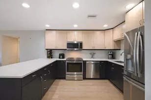 4651 1st St NE, Saint Petersburg, FL 33703 - Photo 6