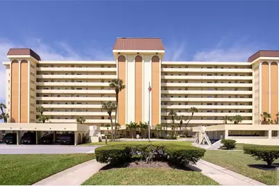 4725 Cove Circle #207, Saint Petersburg, FL 33708 - Photo 1