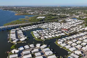 10190 N Lake Dr, Largo, FL 33773 - Photo 48