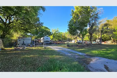 26370 Glenhaven Road, Wesley Chapel, FL 33544 - Photo 2